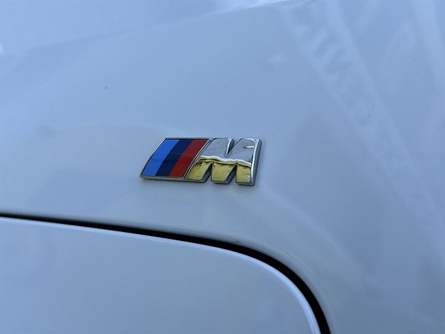 20694460.jpg
