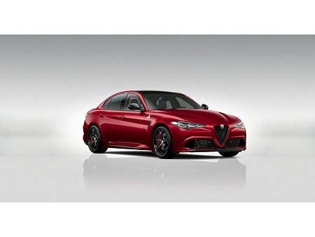 Alfa Romeo Giulia 2.9 V6 BiTurbo 520k QV Carbon Edition *o565* - prodej-vozu.cz